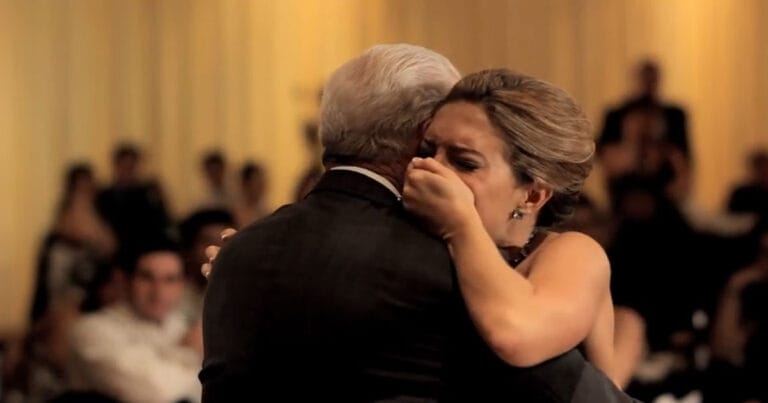 Her Father Died Before Her Wedding. What Her Brother Did Had Everybody Crying